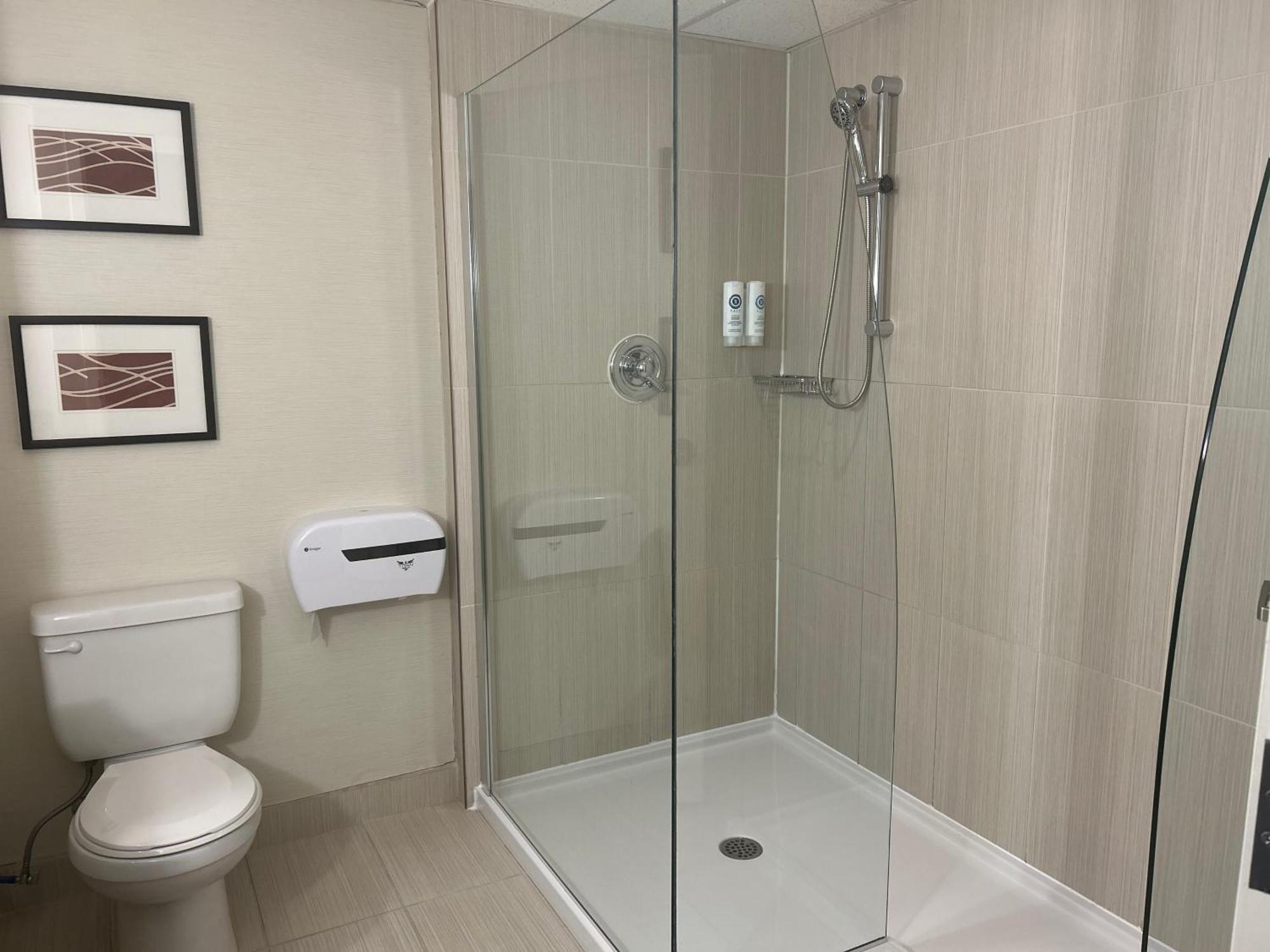 Comfort Inn Saint-Georges Kültér fotó